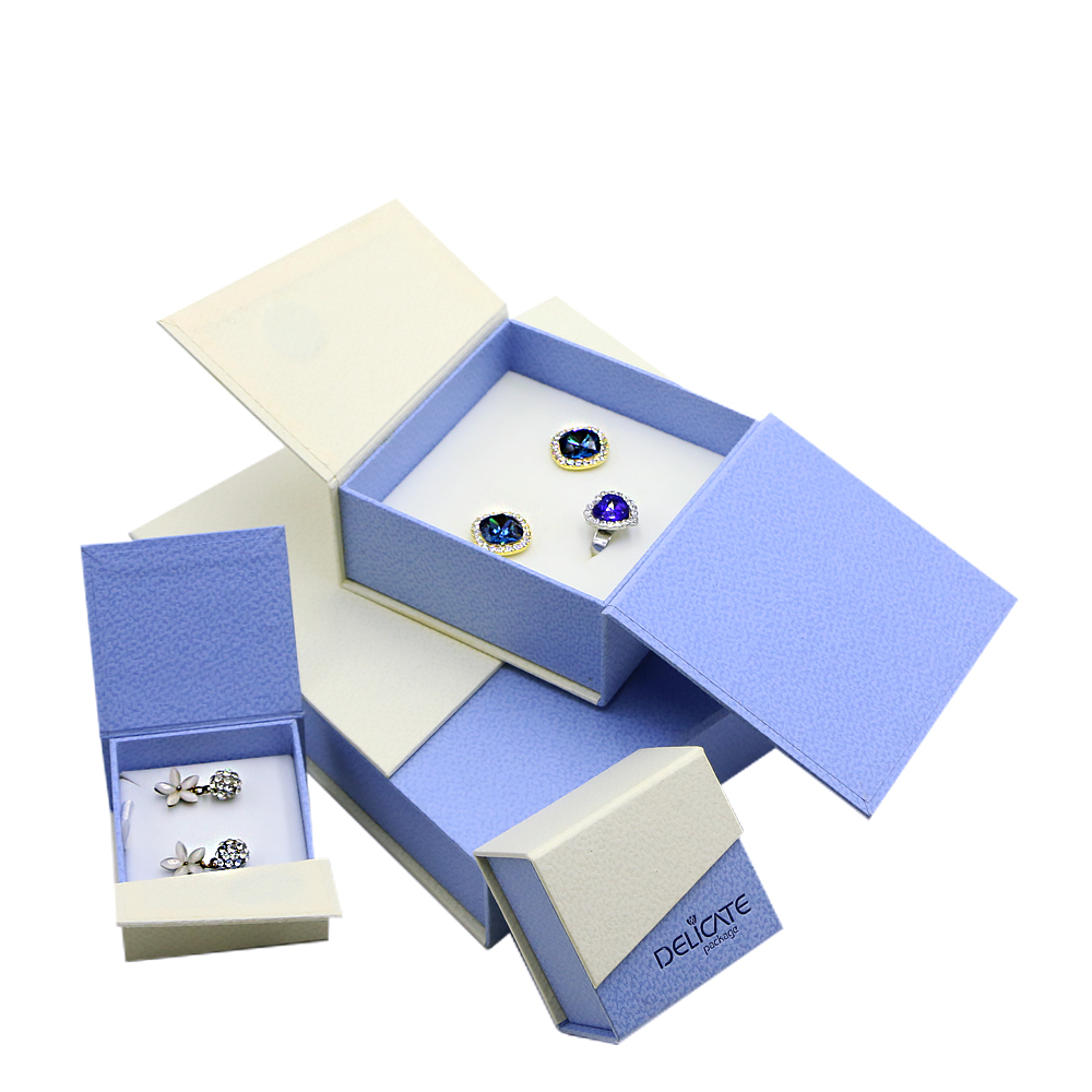 PB22